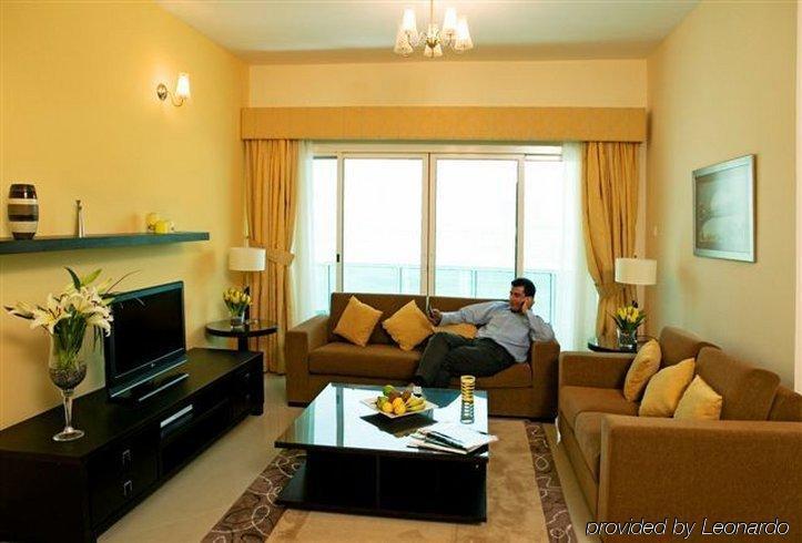 Time Topaz Hotel Apartment Dubai Exterior photo