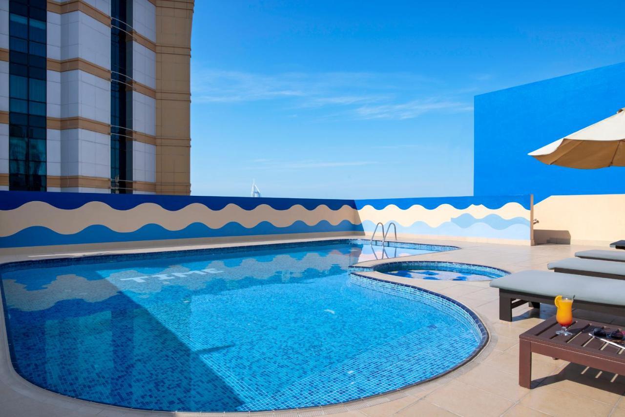 Time Topaz Hotel Apartment Dubai Exterior photo