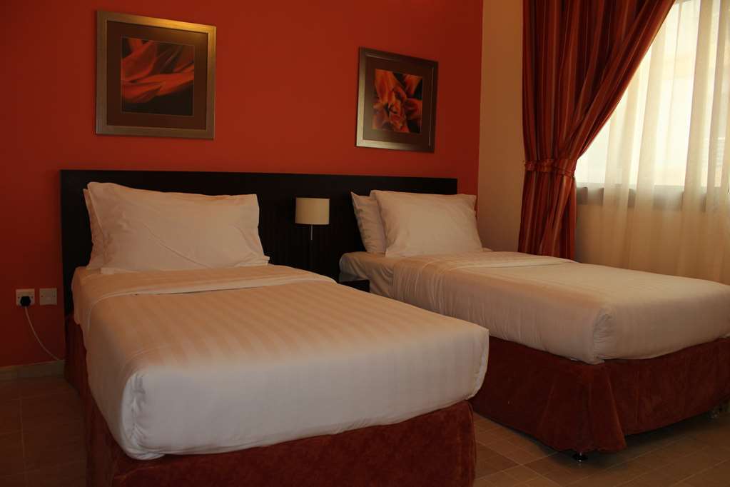Time Topaz Hotel Apartment Dubai Room photo